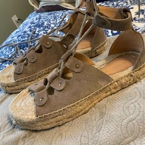 Soludos women’s espadrille sandals